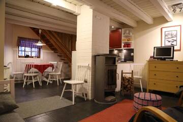 Фото номера Шале с двумя спальнями Шале Linkkumylly Cottages г. Nuolniemi 12